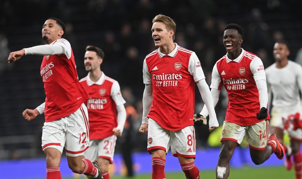 跟队：斯图加特愿意放走米约，马竞和热刺都对他感兴趣