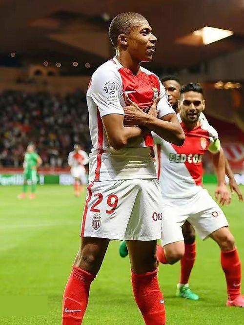 内马尔：我的身体状况一直很好；下一场比赛我肯定会上场