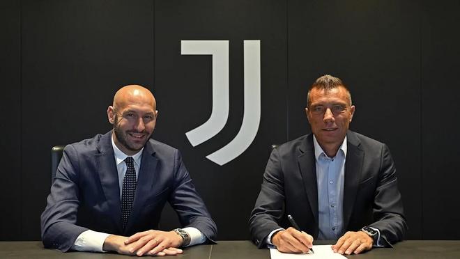 足球报：新鹏城下赛季目标是保级的基础上前进几名