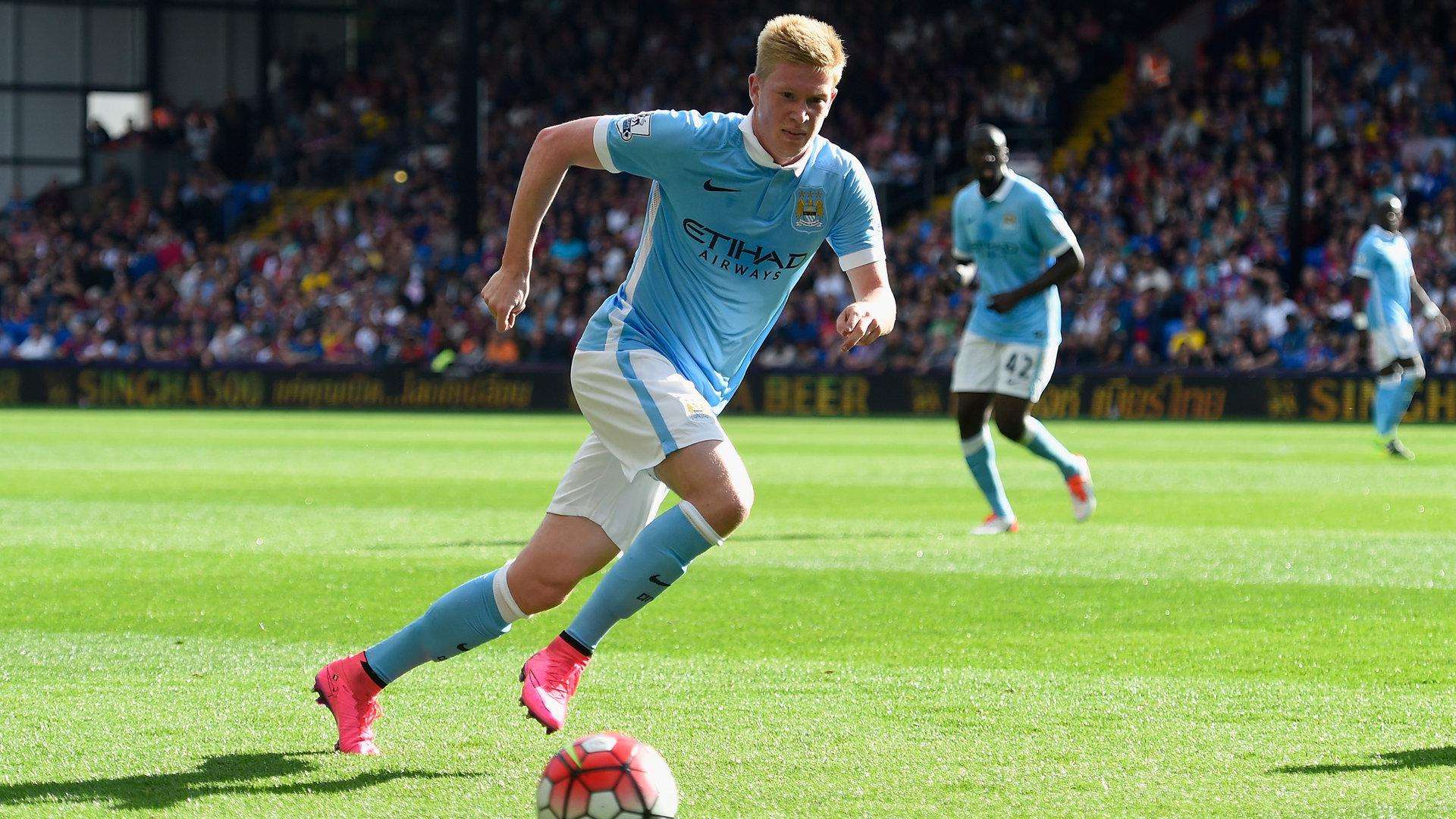 国脚连续射门被封堵仍不气馁